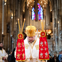 Priesterweihe Byzantinischer Ritus im Stephansdom / Erzdiözese Wien/ Schönlaub