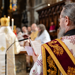 Priesterweihe Byzantinischer Ritus im Stephansdom / Erzdiözese Wien/ Schönlaub