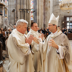 Diakonenweihe 2024 / Erzdiözese Wien/ Schönlaub