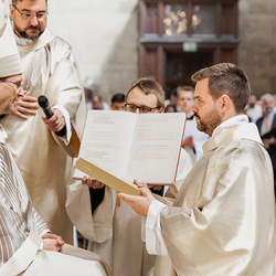 Diakonenweihe 2024 / Erzdiözese Wien/ Schönlaub