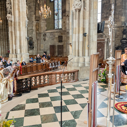 Priesterweihe Byzantinischer Ritus im Stephansdom / Erzdiözese Wien/ Schönlaub